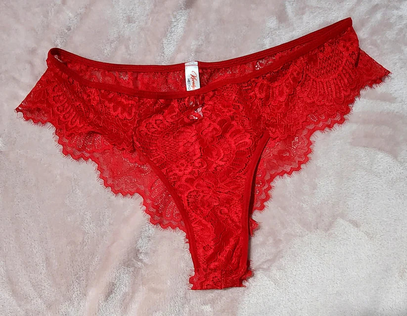 Pantie roja de encaje