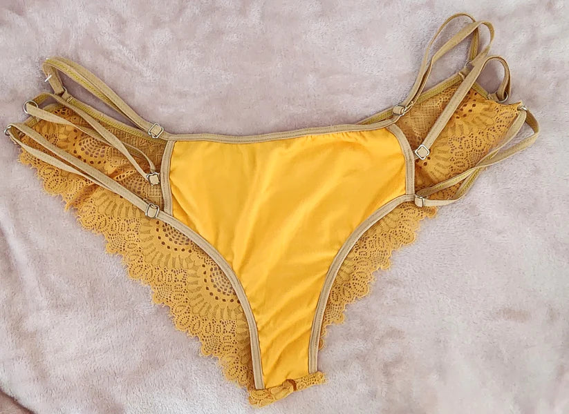 Pantie ajustable color dorado