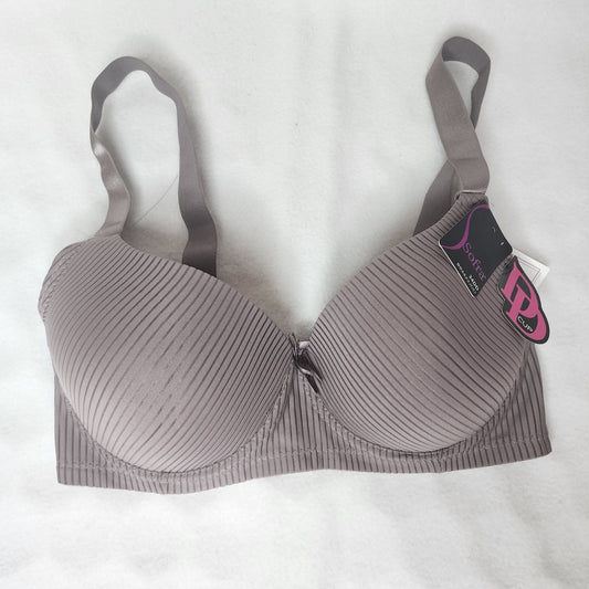 34DD gris suave
