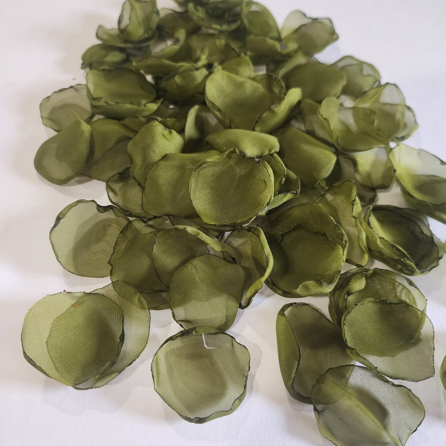 200 Petalos de Tela en Colores