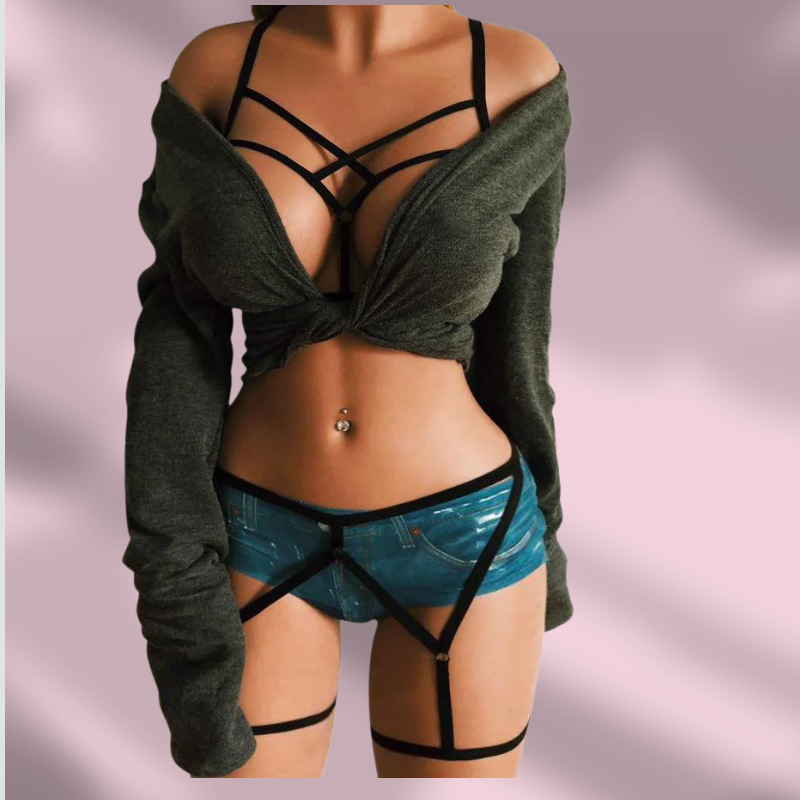 Sostenedor elástico color negro. Incluye bra en elástico y sostenedor