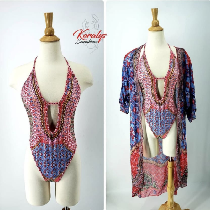 TRAJE DE BAÑO - una pieza e incluye batola