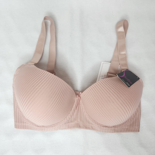 34DD crema