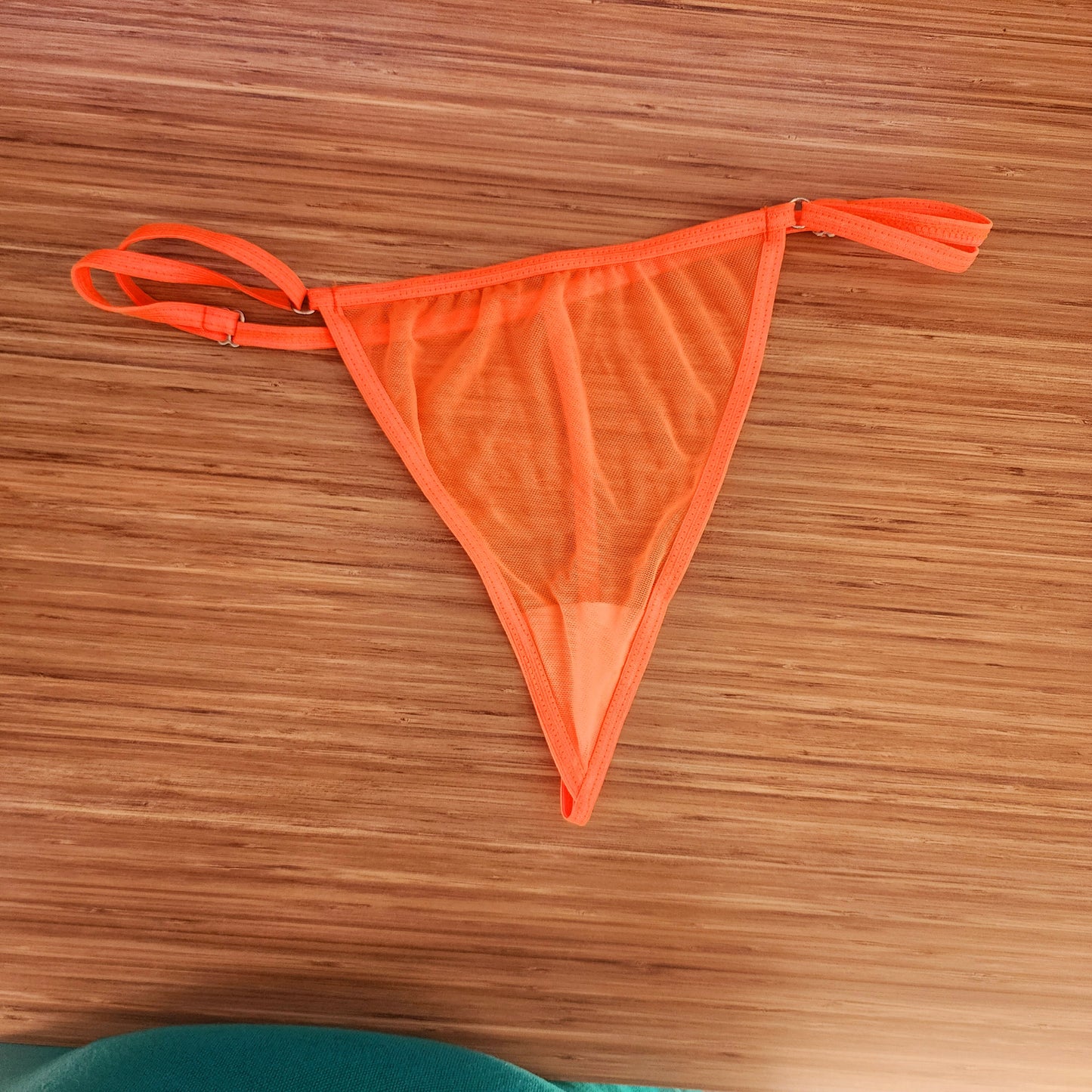 Tanga ajustable Naranja