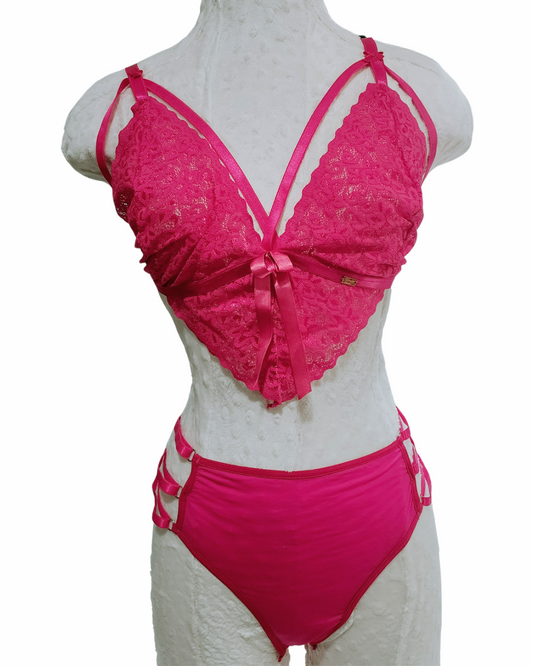 Set de dos piezas en encaje fucsia  Aria (Hecho en Colombia, incluye cuarzo)