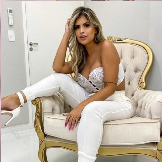 Bustier corto de encaje blanco